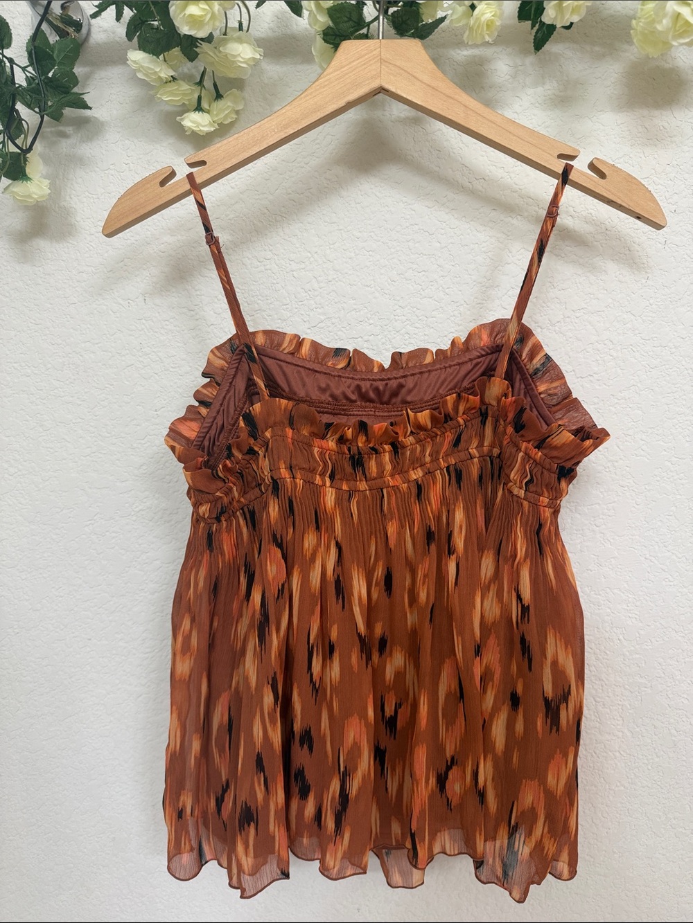 Nine West • Rust Brown Abstract Print Ruffle Cami Tank Top Medium - Picture 5 of 6